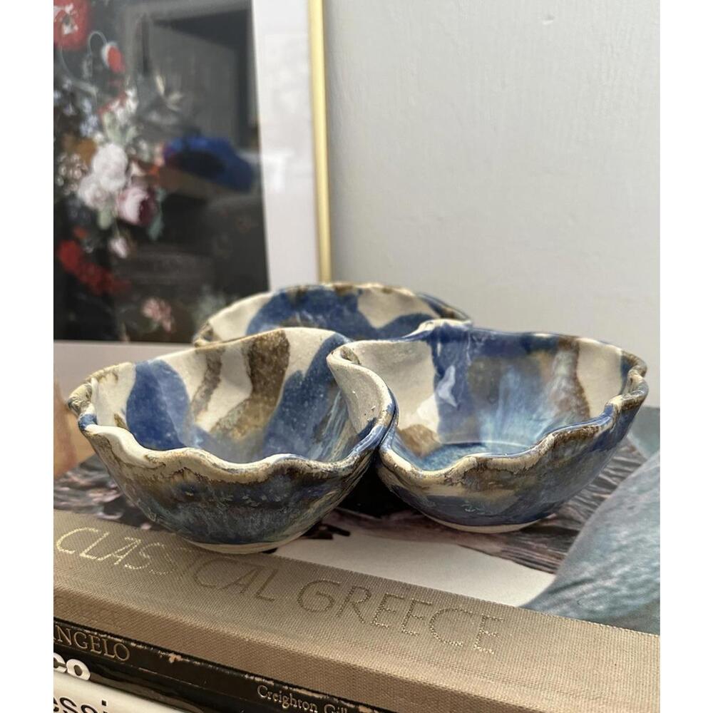Vintage Handmade Studio Art Pottery Wavy Ruffled Rim Ceramic Bowls - Picture 3 of 5